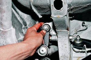 Замена масла в рулевом редукторе на ВАЗ 2101-ВАЗ 2107