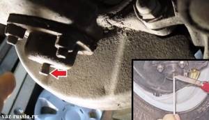 Проверка рулевых тяг и их шаровых шарниров на ВАЗ 2101-ВАЗ 2107