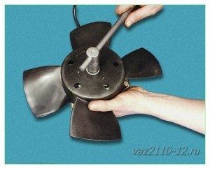 Как смазать двигатель вентилятора на ваз 2110